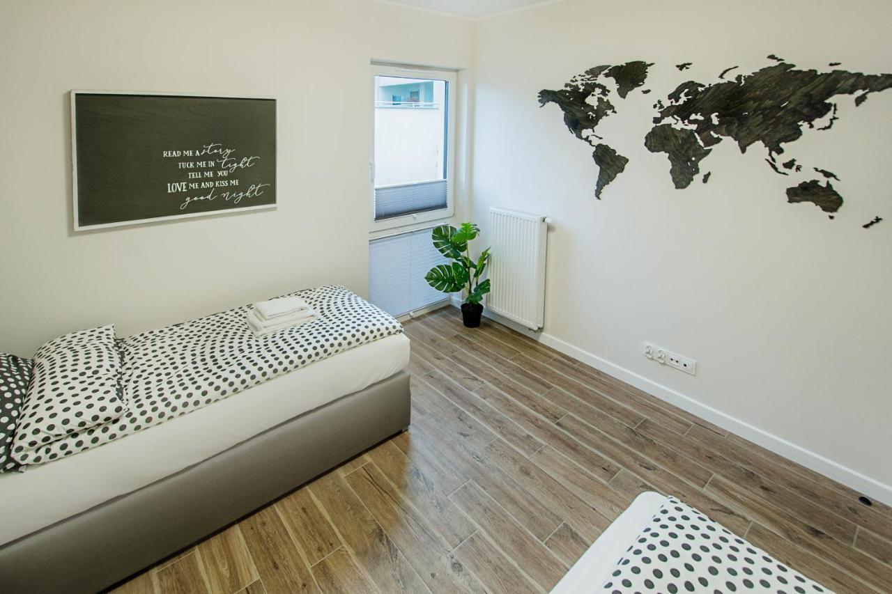 פיאזשנו Apartament Centrum Xl - Komfortowe Noclegi מראה חיצוני תמונה